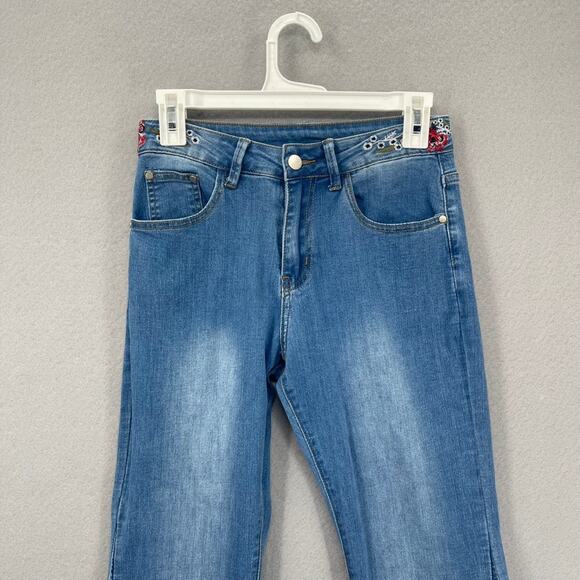 Boutique Embroidered Flare Jeans Womens 4 Bell Bottom Boho Hippie Stretch Denim - Picture 3 of 14